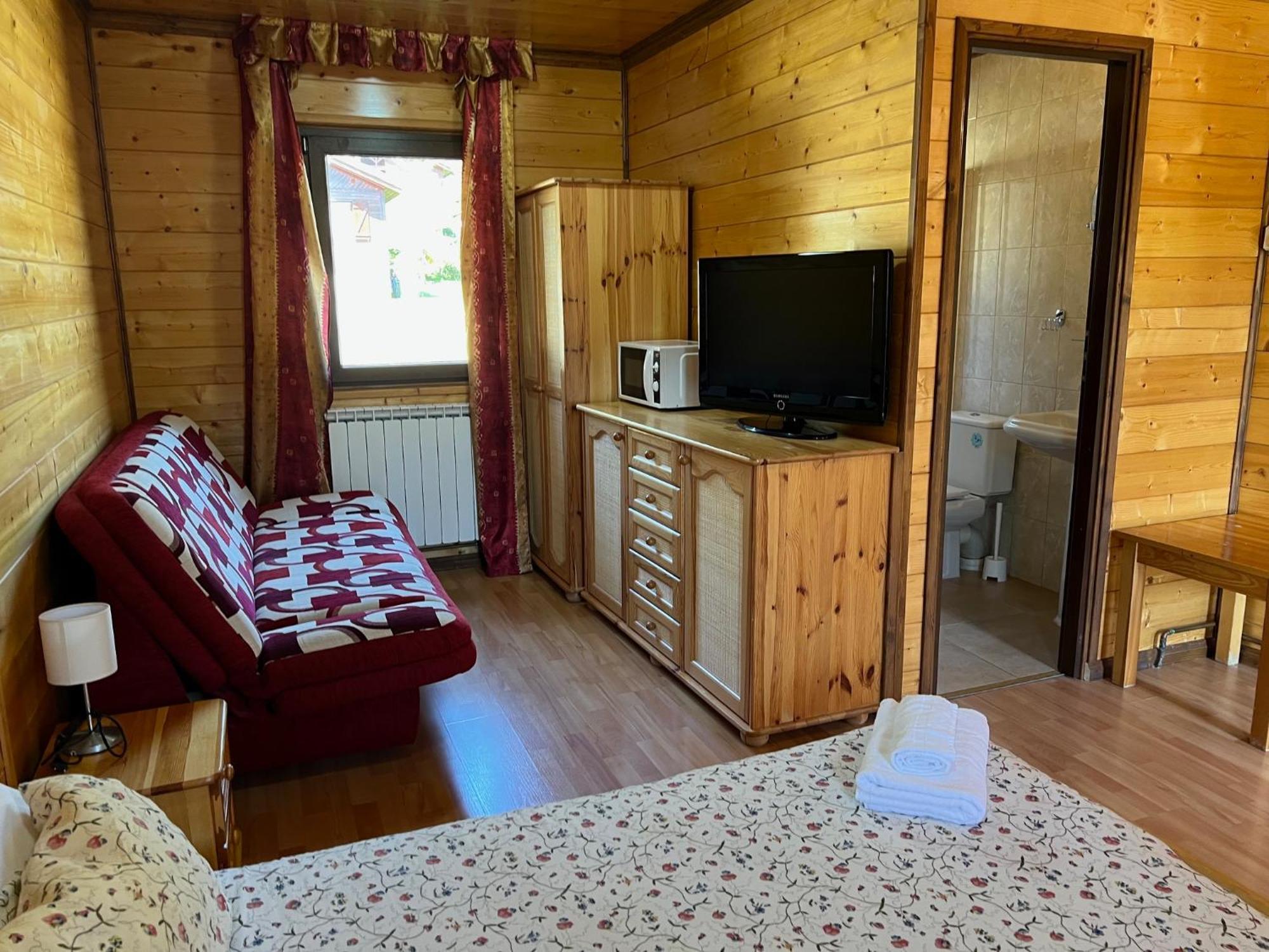 Camping Valle De Hecho Exterior photo