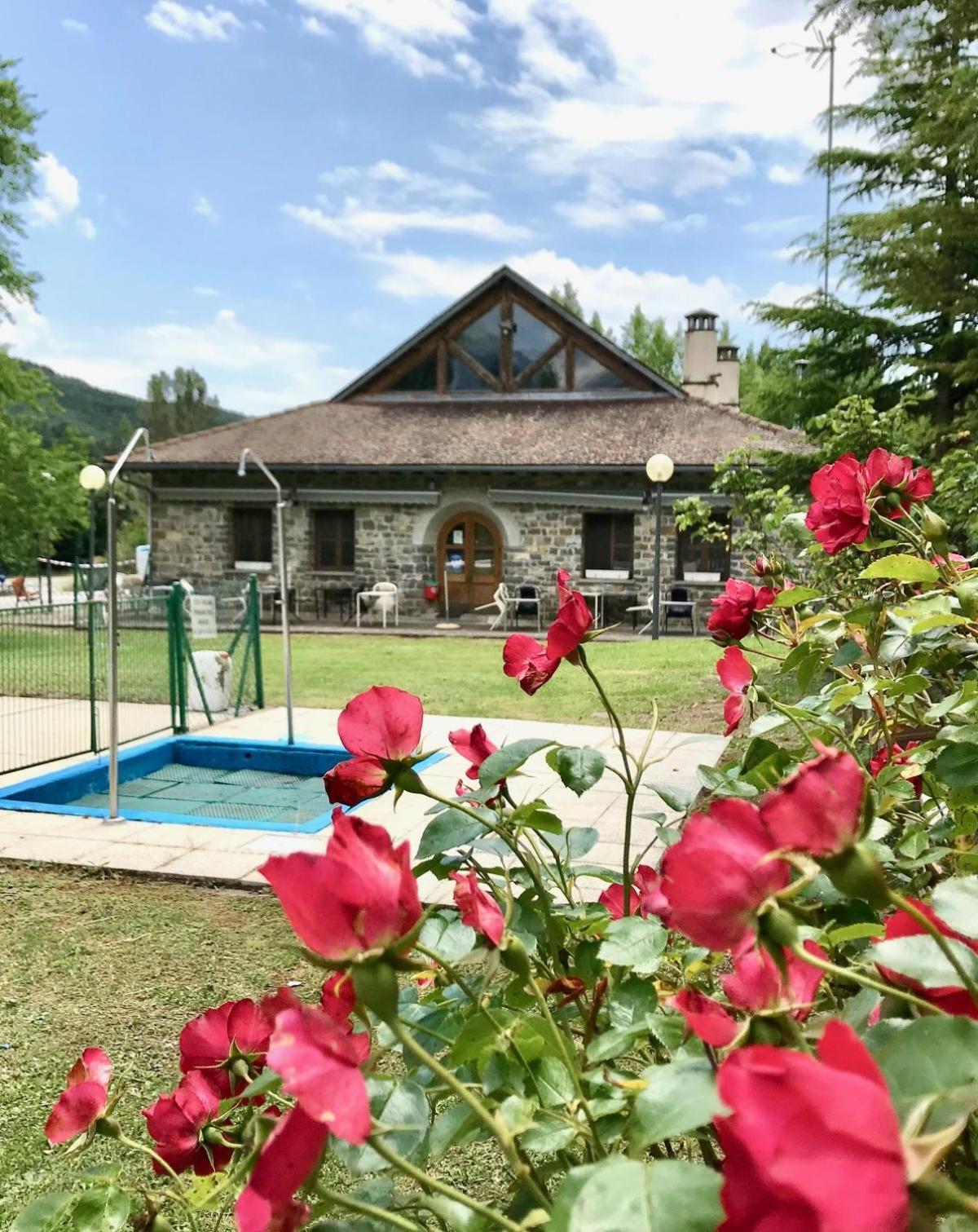 Camping Valle De Hecho Exterior photo